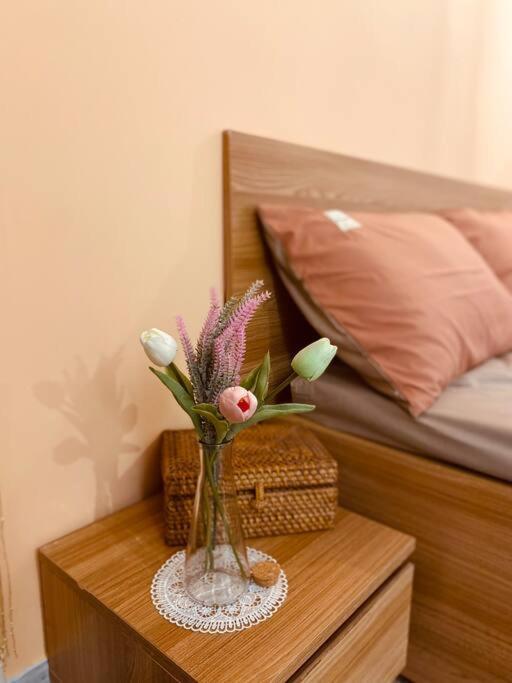 Apartamento Lagom 18: Tranquil Haven Near Independence Palace *